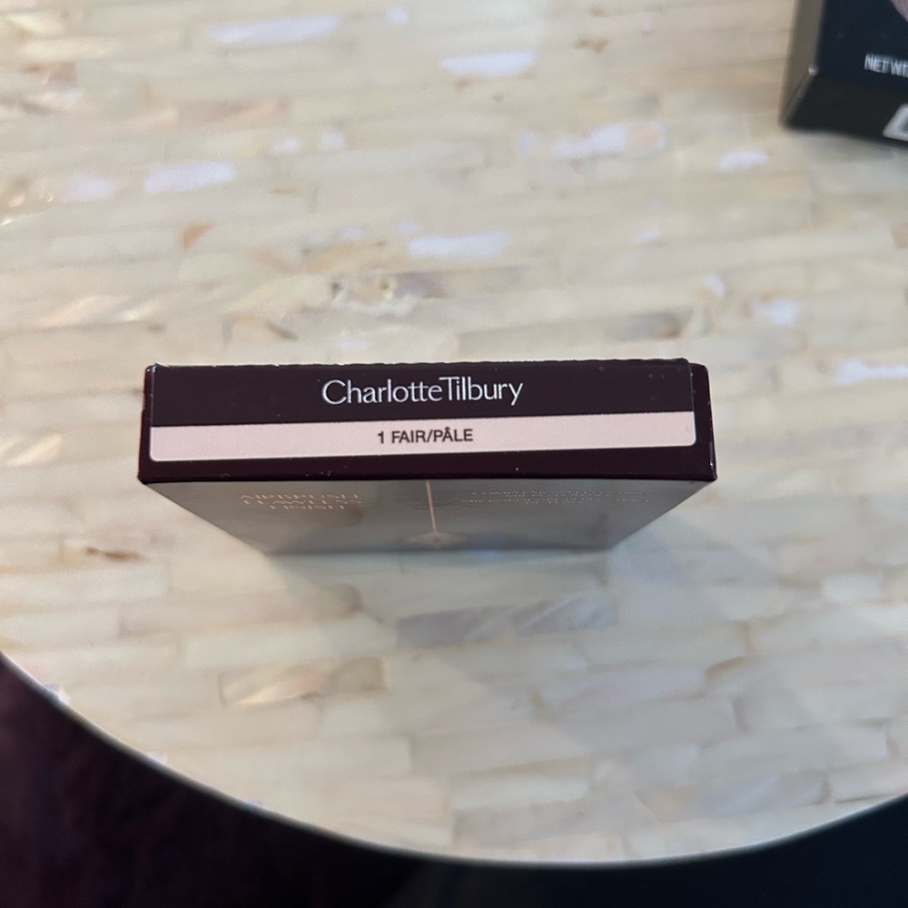 Charlotte Tilbury Foundation in Fair/Pale
